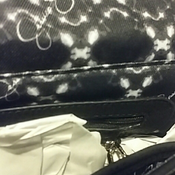 Jessica Simpson purse - Picture 2 of 7
